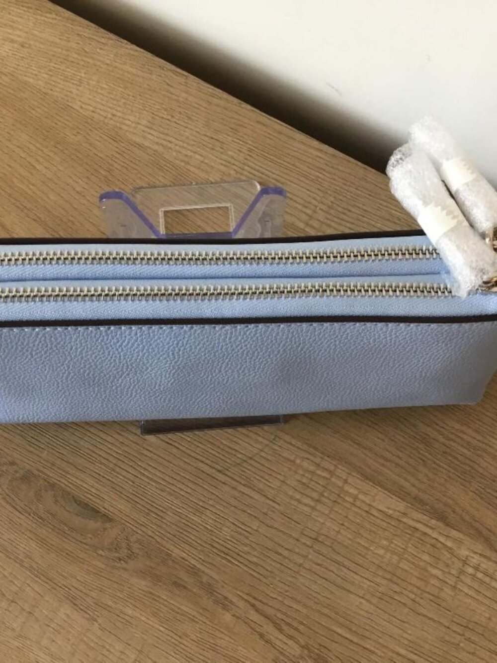 kate spade double zip wristlet in Light Blue in delicate pebbled North Star wren - Picture 4 of 6